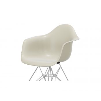 Schale für Eames Fiberglass Armchair